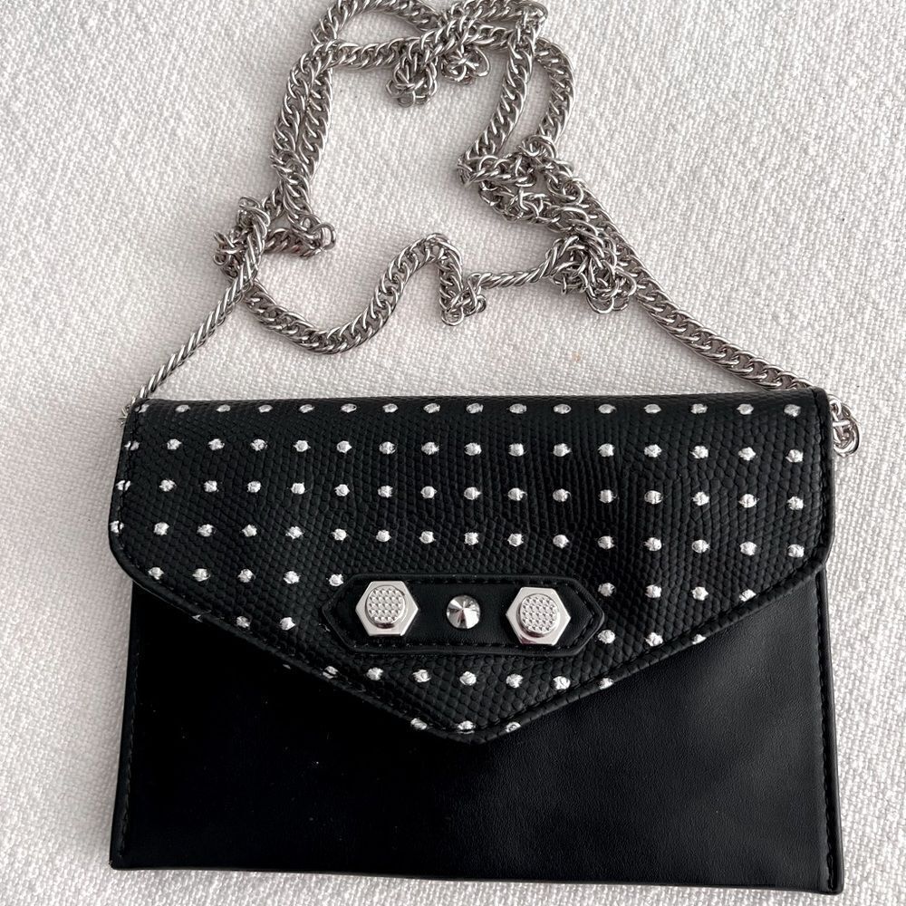 DANIELLE NICOLE  Black TINA CROSSBODY Clutch Purse Wallet